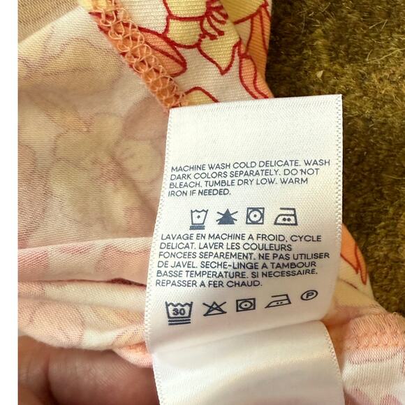 Lands End Top Women's Size XL 18 Floral Pink Lightweight Smocked Short Sleeve - Picture 10 of 10